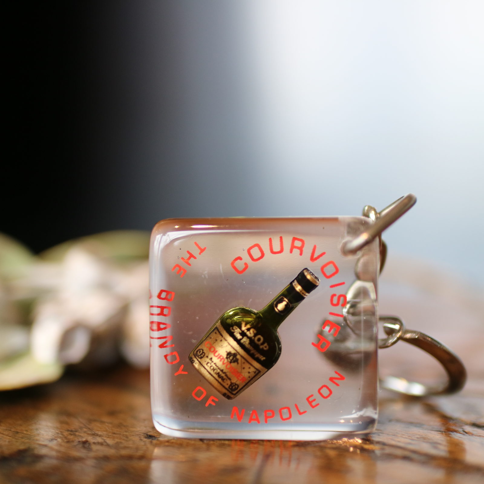 ナポレオン コニャック クルボアジェ COURVOISIER NAPOLEON 700ml 古酒