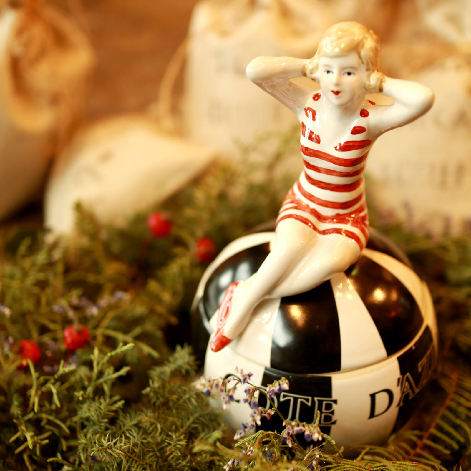 C*s様 べニューズ／磁器製人形（フランス・アールデコ1920s） 6Qg6nFcq.jpg