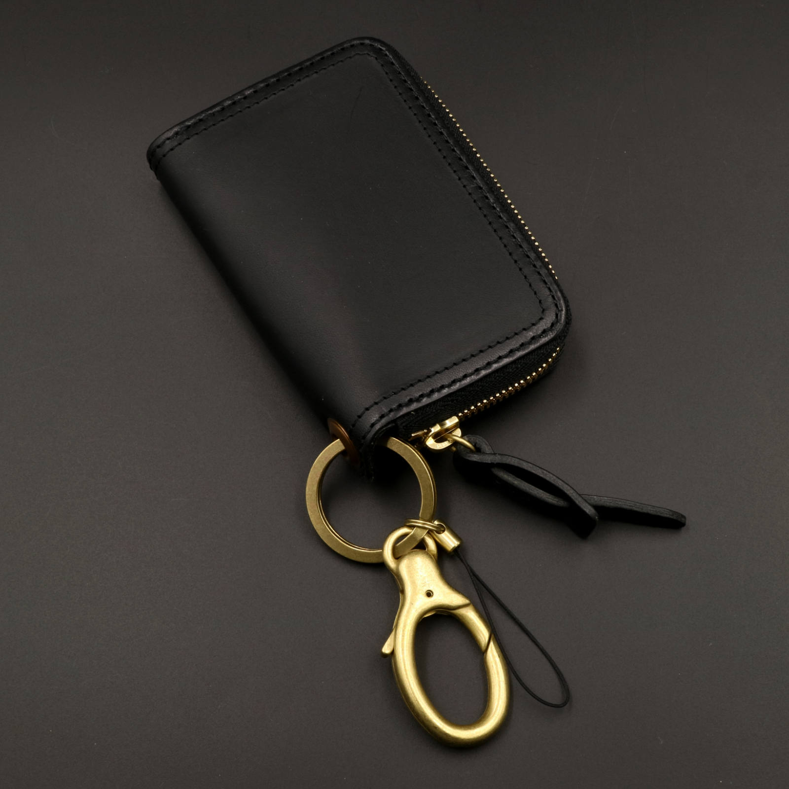 CORBO. 　SLATE スマートキーケース CORBO - 「SLATE」 スマートキーケース/ブラック | corne/コルネ